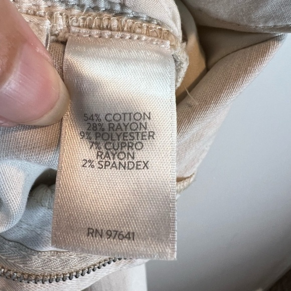 J. Jill Denim Women's Authentic Fit Cropped Jeans Cream Capri Raw Hem Stretch 18 - Picture 13 of 13